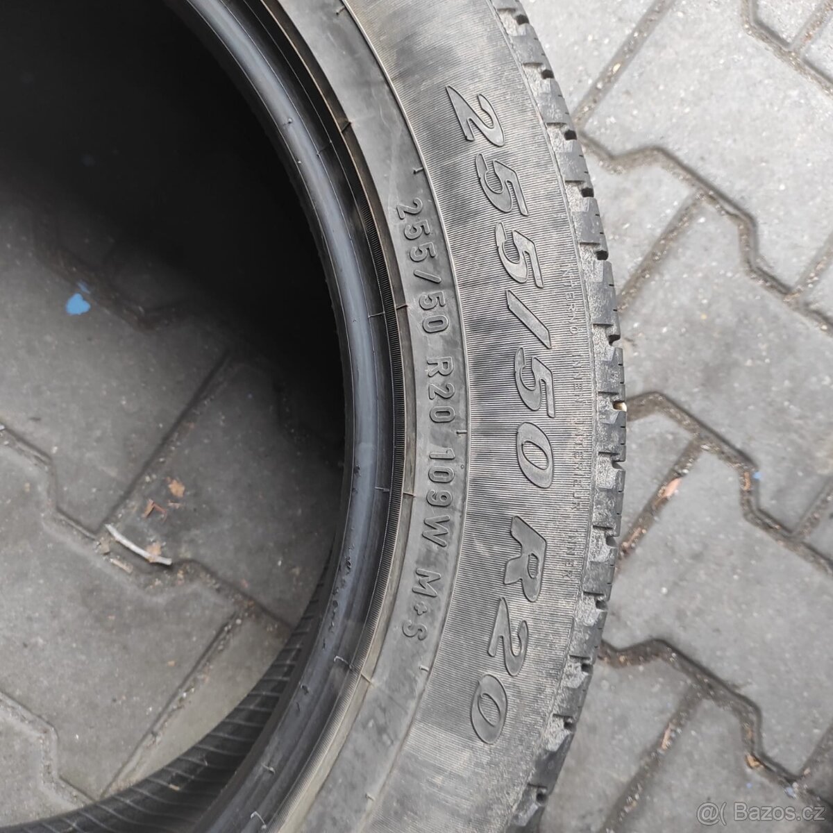 Letní Pirelli scorpion 255/50R20. 4ks
