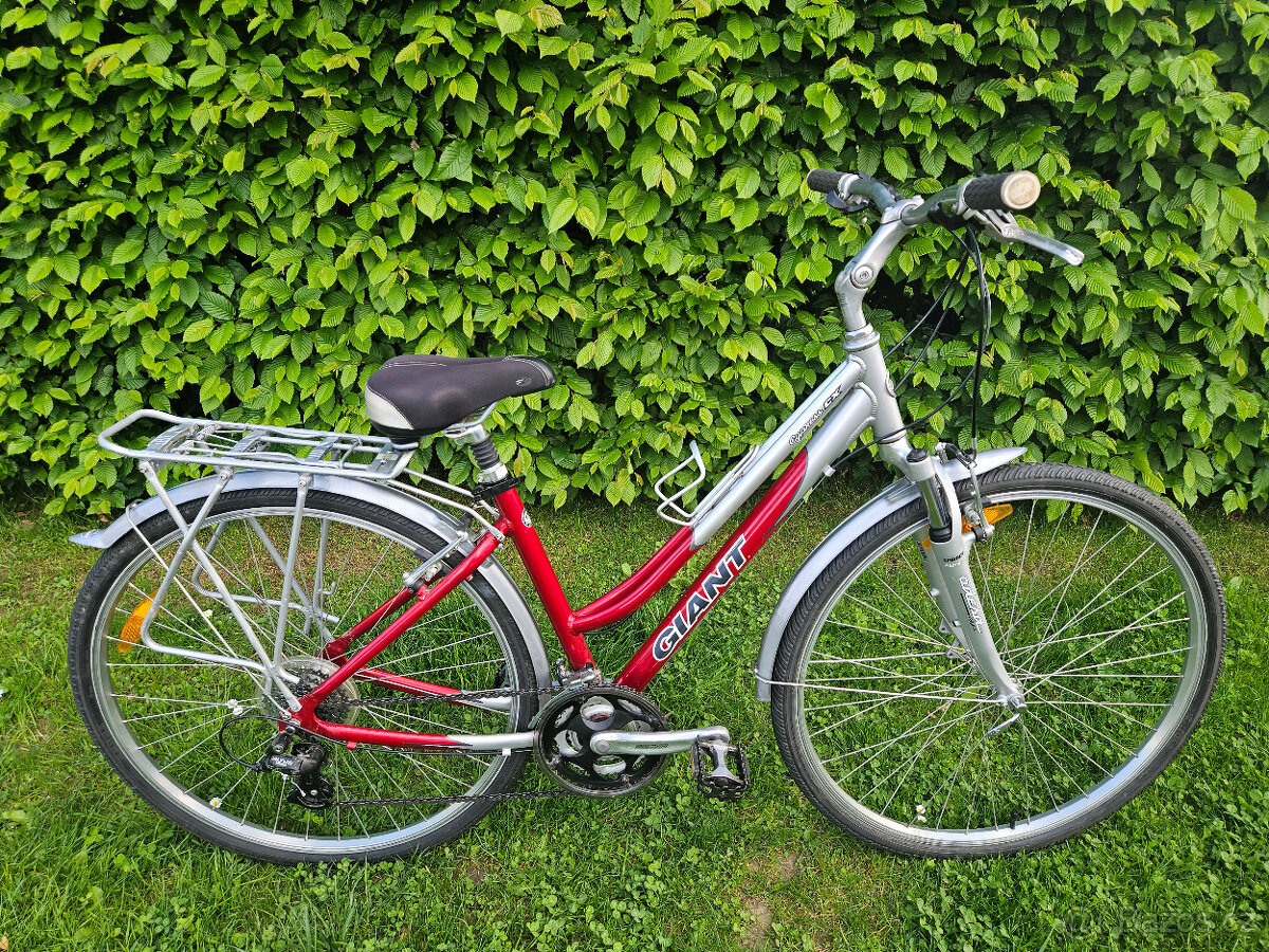 Dámské krosové hliníkové kolo GIANT, rám 17"