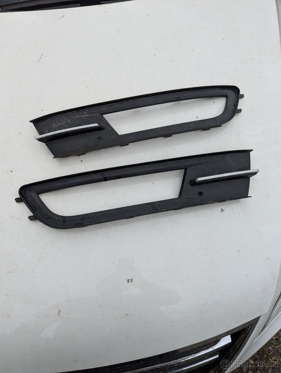 Prodám krýt mlhovky předního nárazníku VW Passat b8