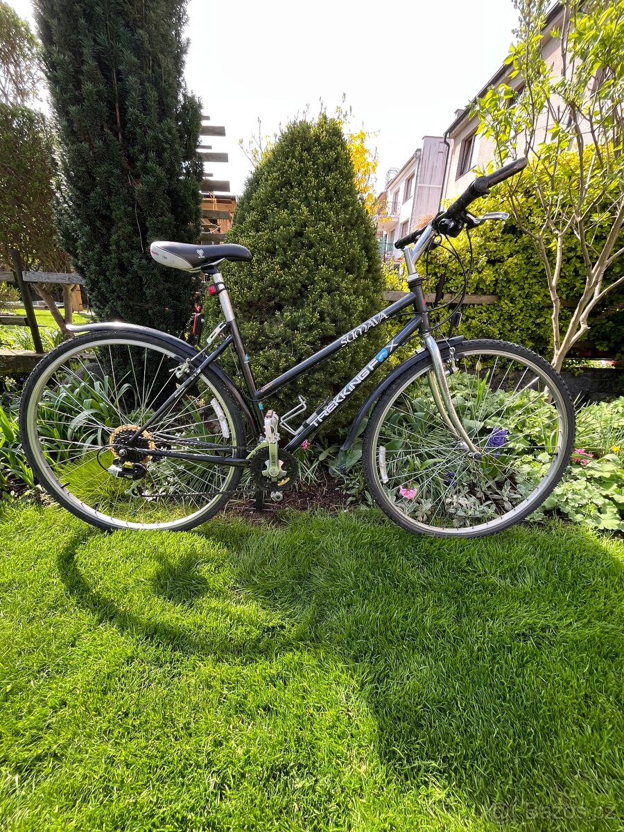 Trekingové kolo dámské