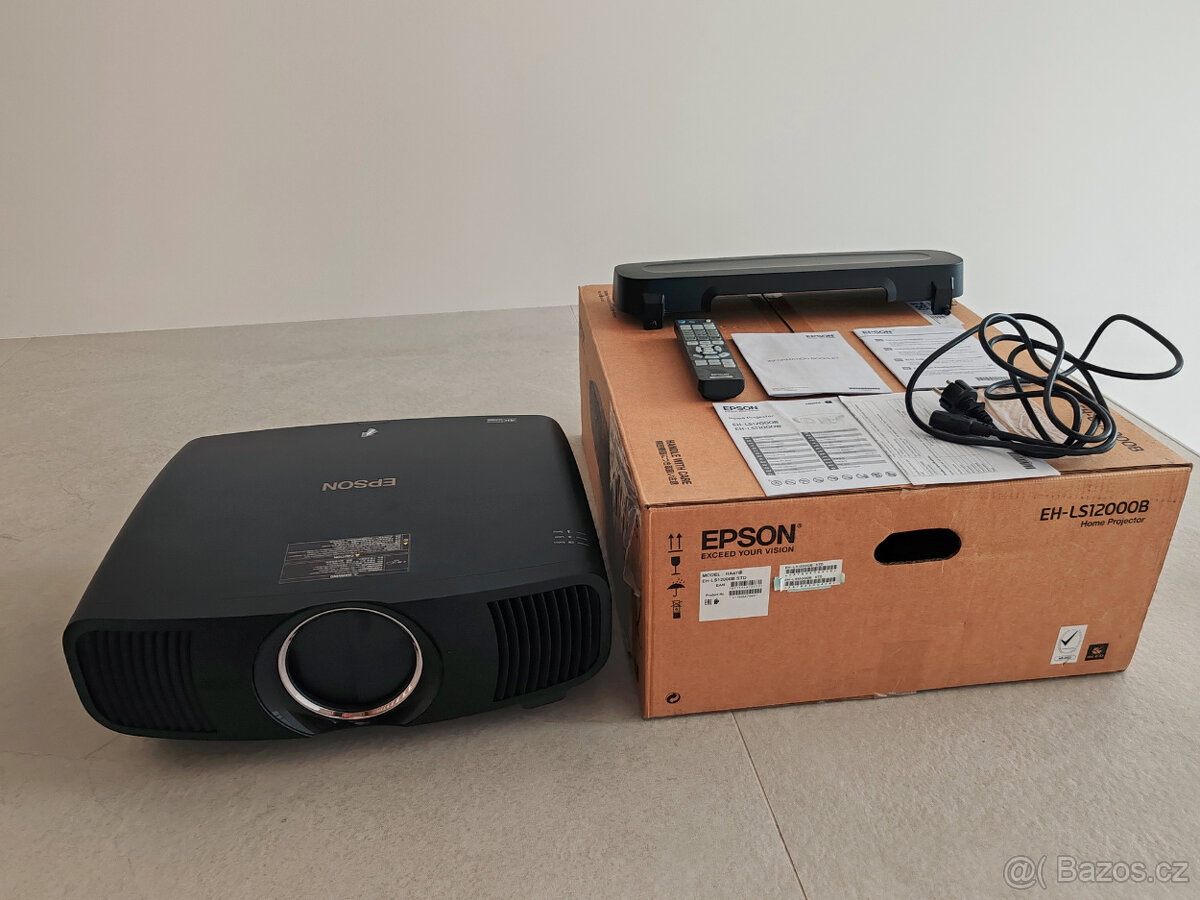 Projektor EPSON EH-LS12000B