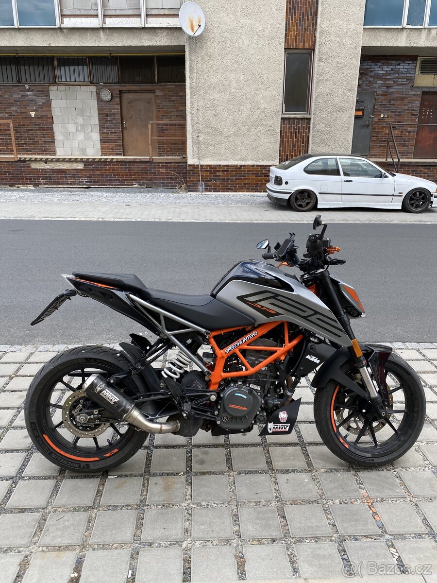 KTM Duke 125 rv2022