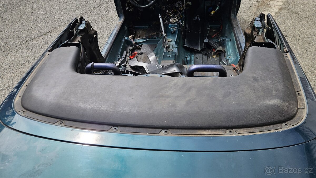 BMW e36 cabrio viko strechy