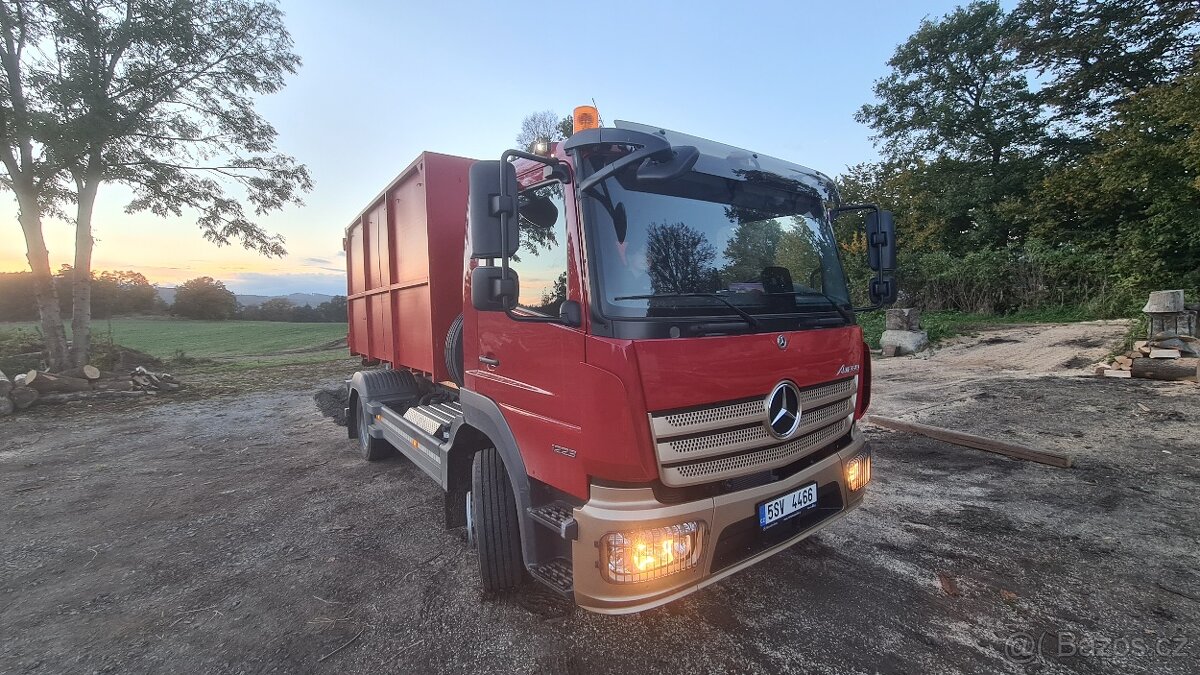 Prodam zánovní mercedes ATEGO 1223