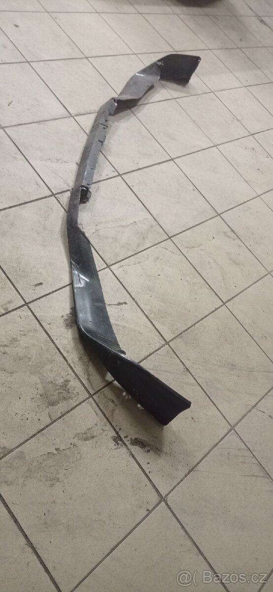 Přední spoiler 3 dílný Lancer Evo 4