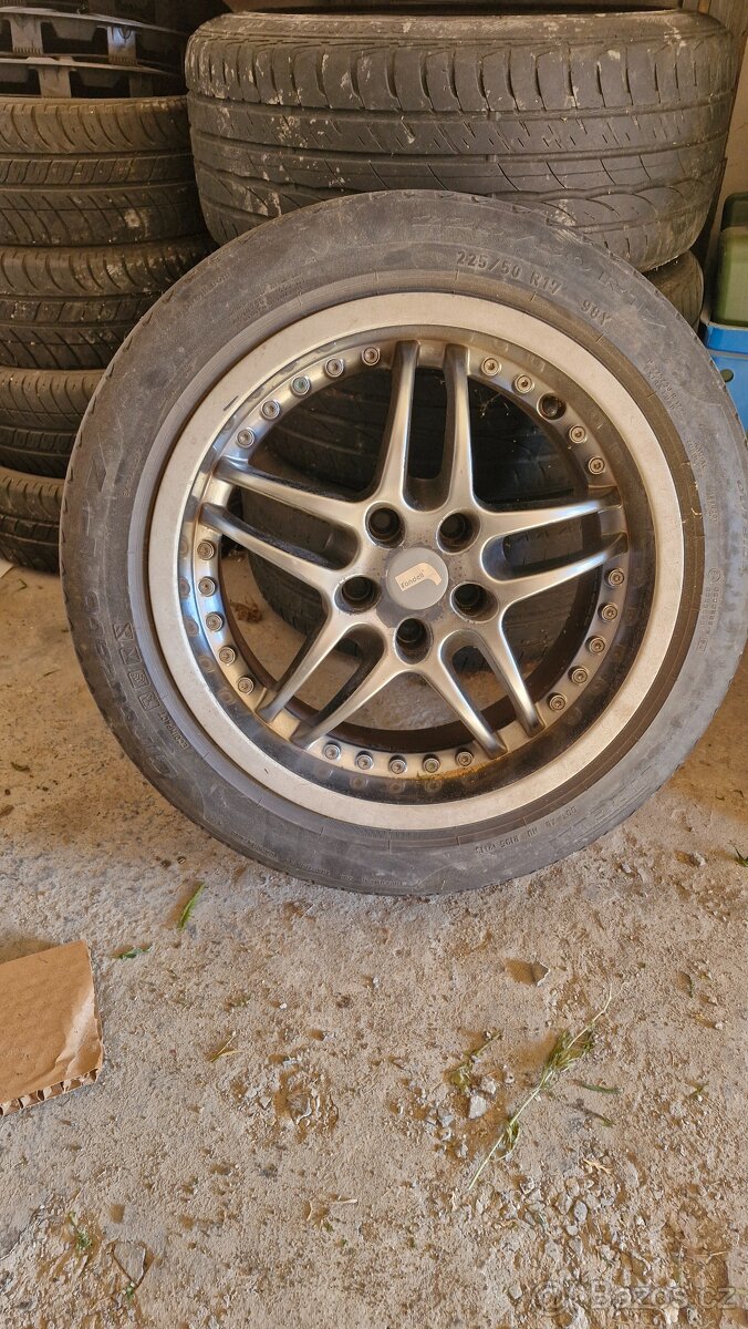 Alu r17 225/50 límcová