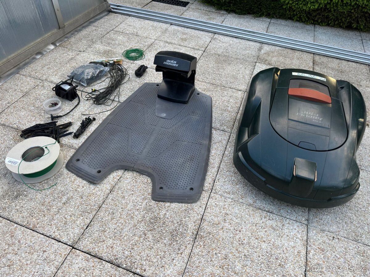 TOP stav Robotická sekačka Husqvarna Automower 220AC