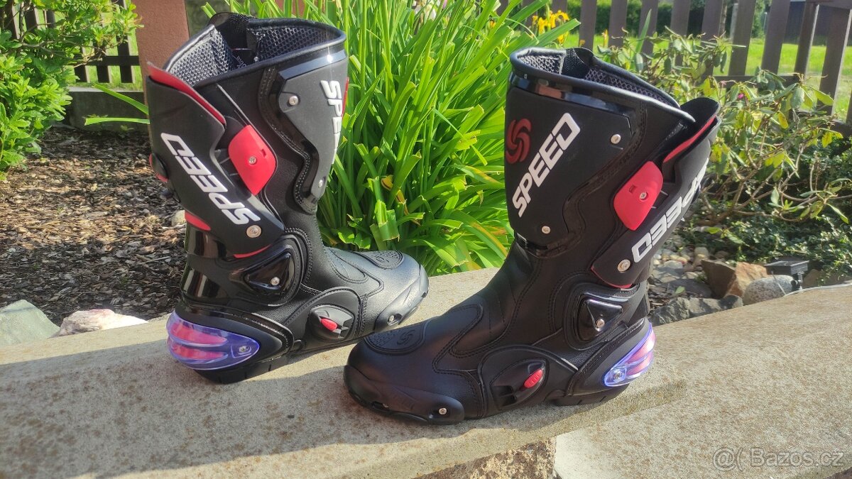 Moto boty