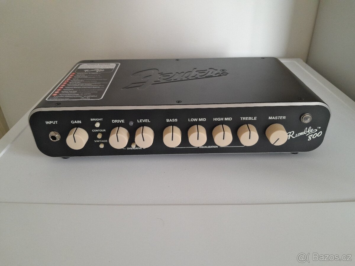 PRODÁM BASKYTAROVÝ ZESILOVAČ FENDER RUMBLE 800