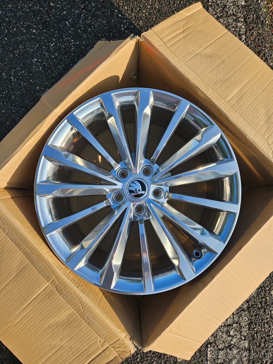 Nová alu kola Trinity leštěné 19" Škoda Superb L&K