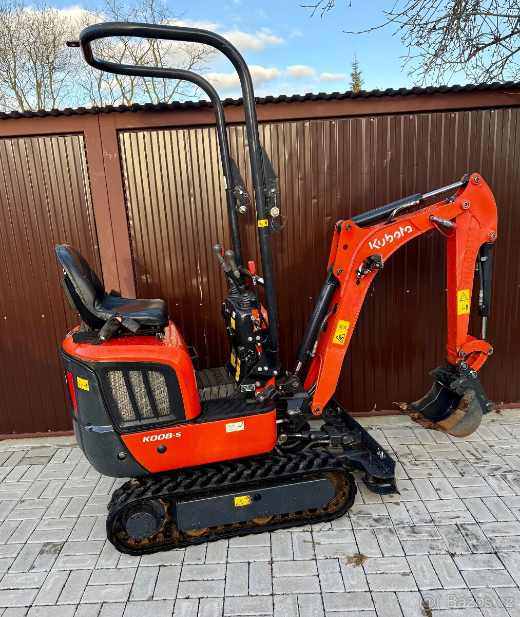 Kubota K008-5