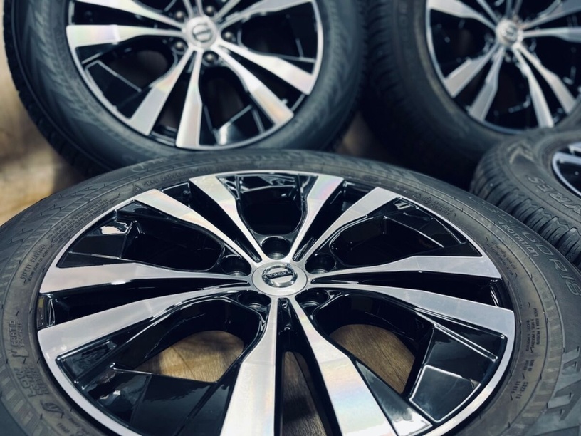 TOP zimní kola R18 Volvo XC60 originál