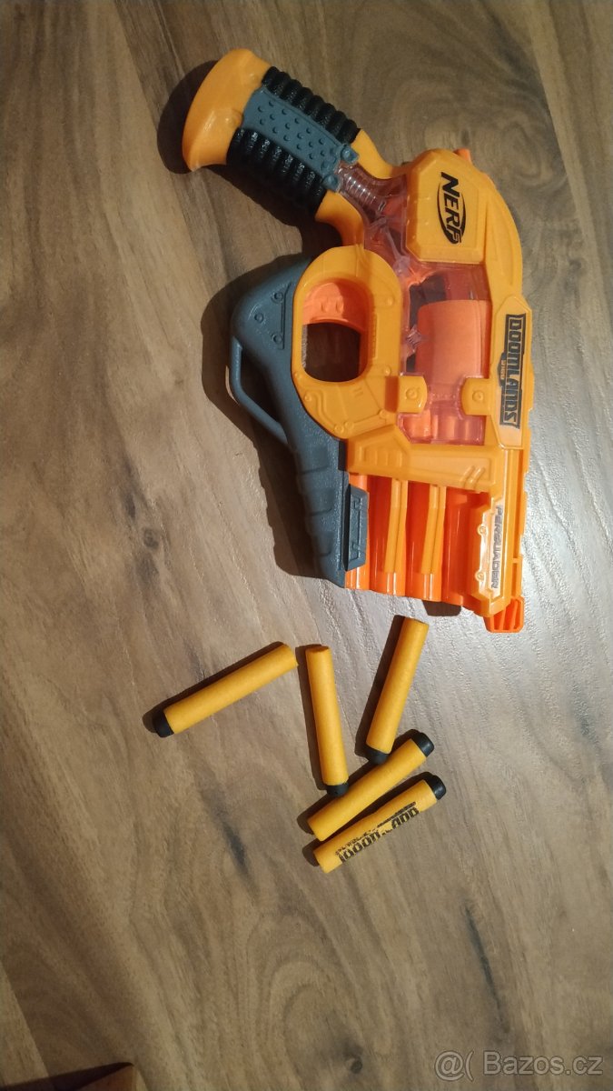Nerf Doomlands - Persuader