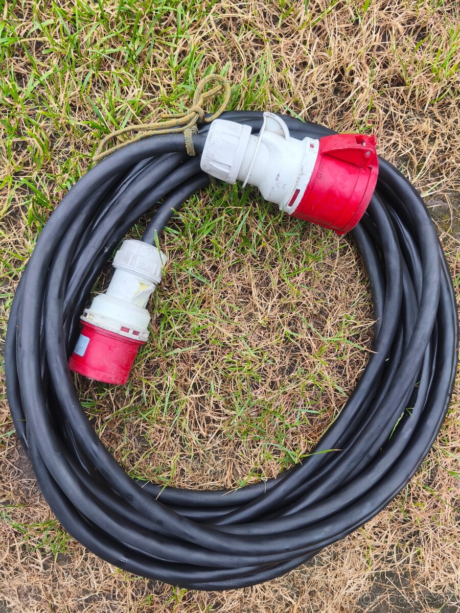 Prodlužovací kabel 380V