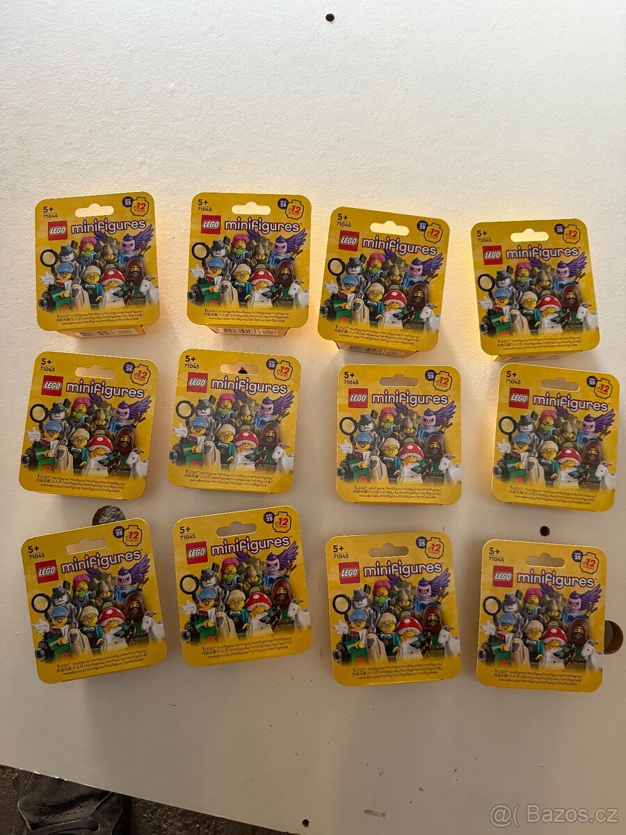 Lego minifigurky 71045 a 71048 kompletní serie