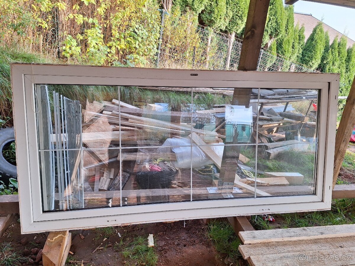 Plastová okna 5x a balkonové dveře s rámy