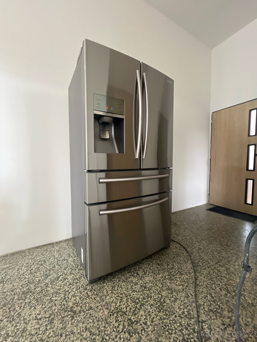 Samsung lednice s mrazákem Americká