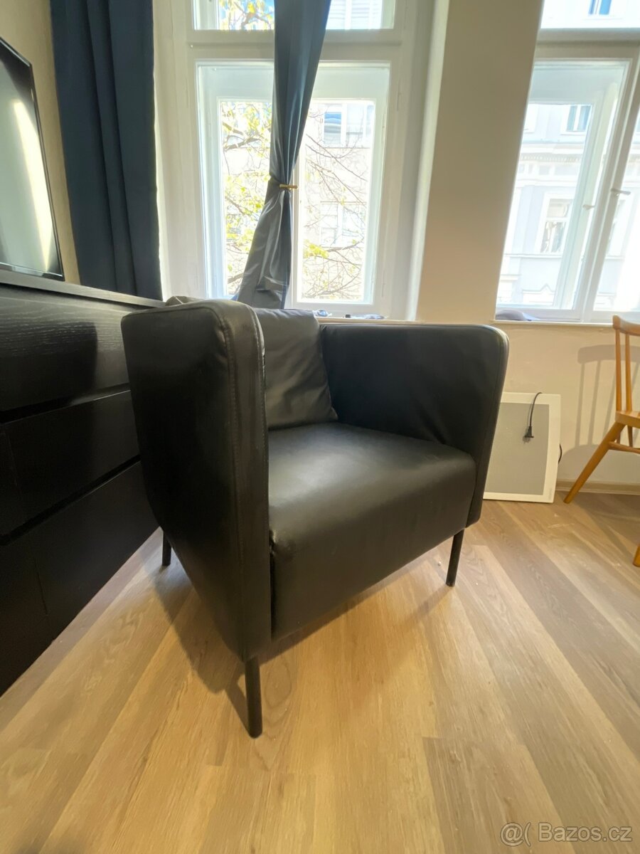 křeslo Ikea Ekerö