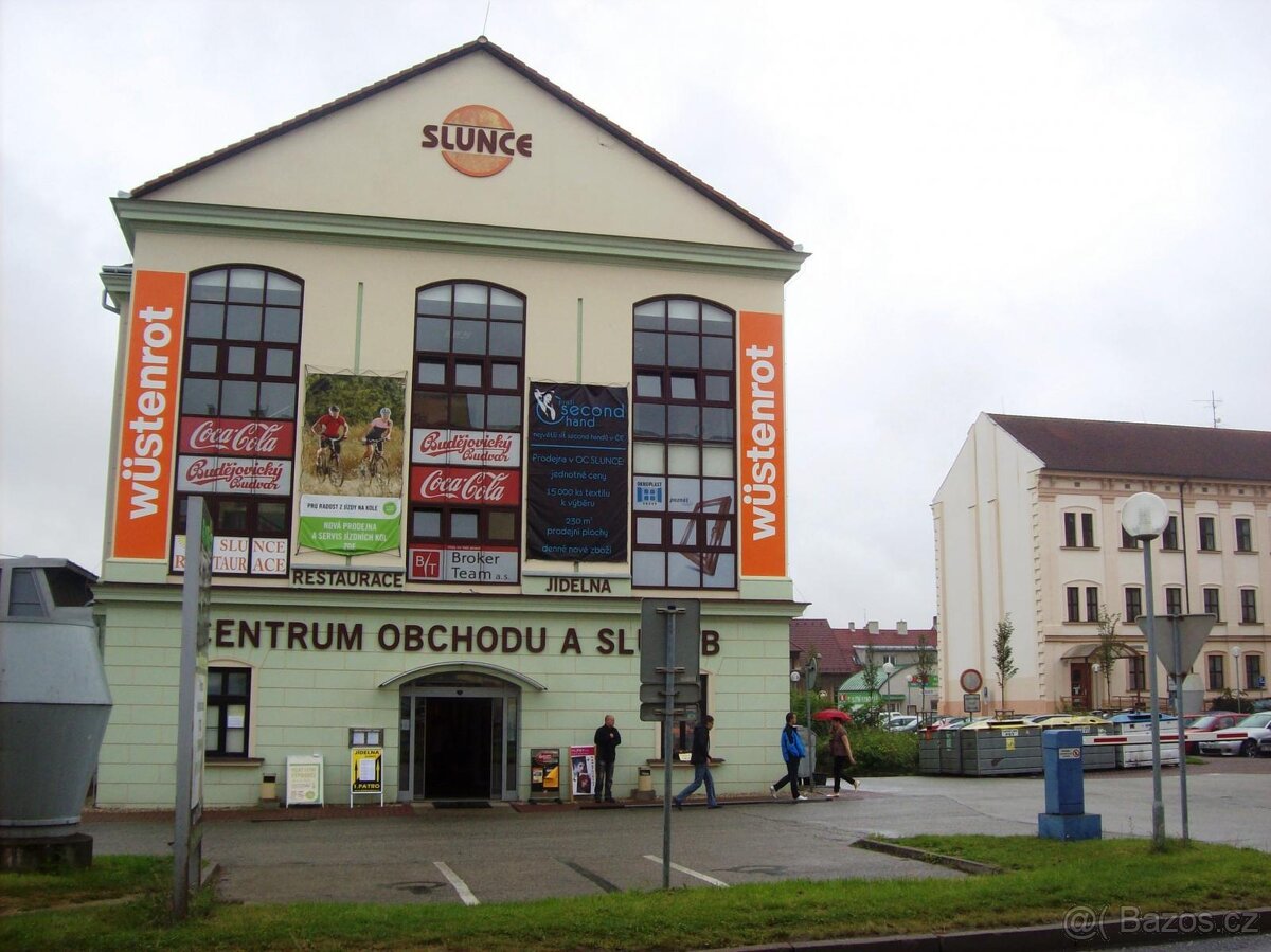 Kancelář k pronájmu 61 m2 v Táboře