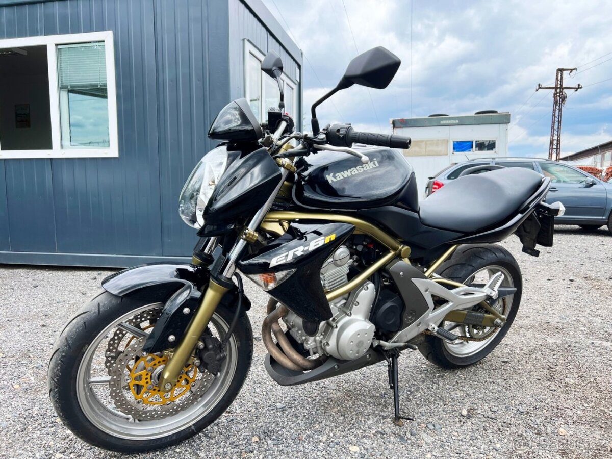 Kawasaki ER-6n A 650 53KW/2006/ČERNOZLATÁ/