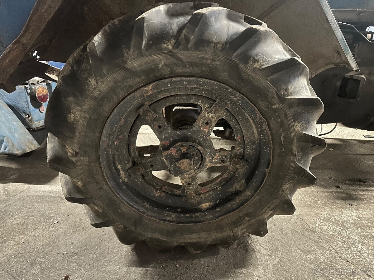 Kompletní kola Zetor 25A