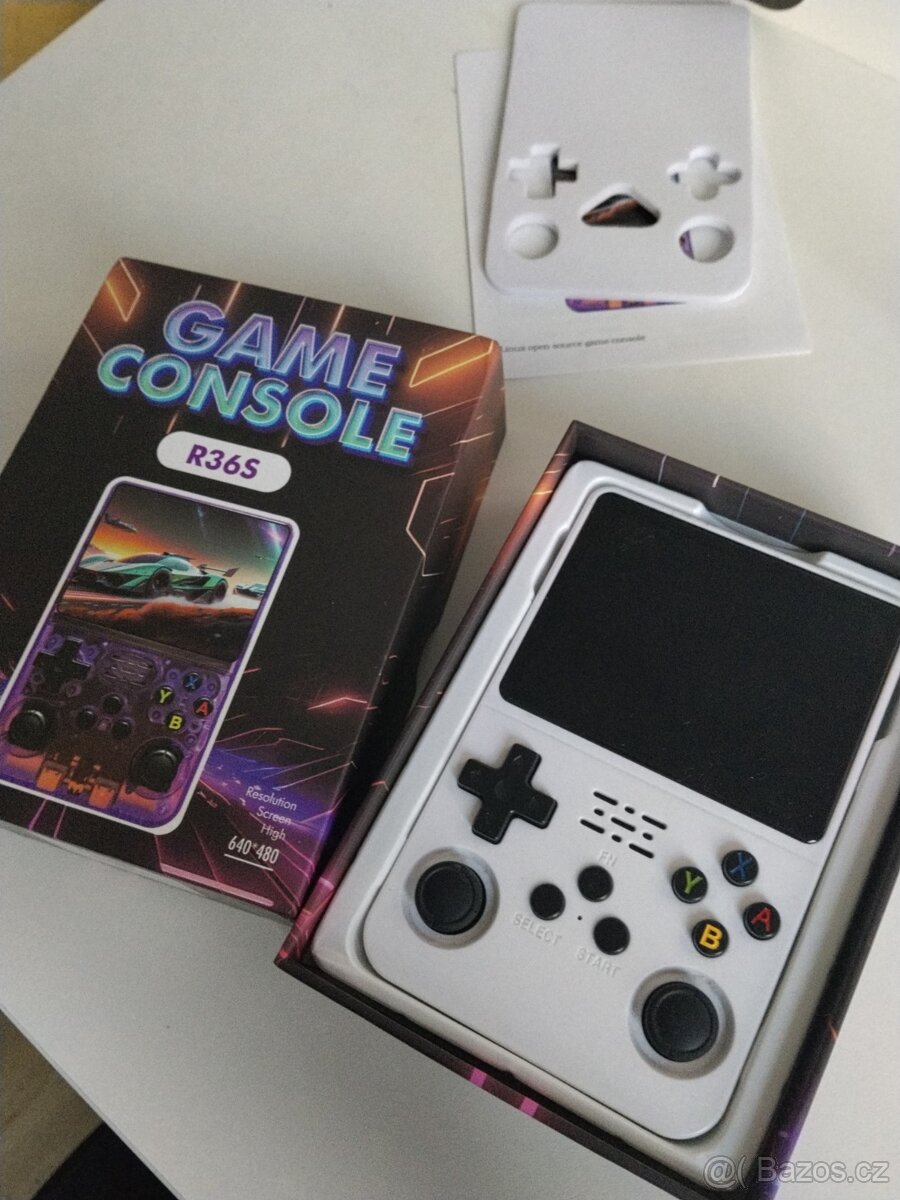 Emulátor, Retro herní konzole R36S -15 000 her