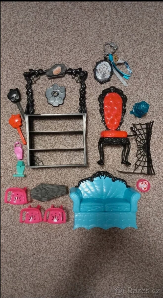 Nábytek Monster High