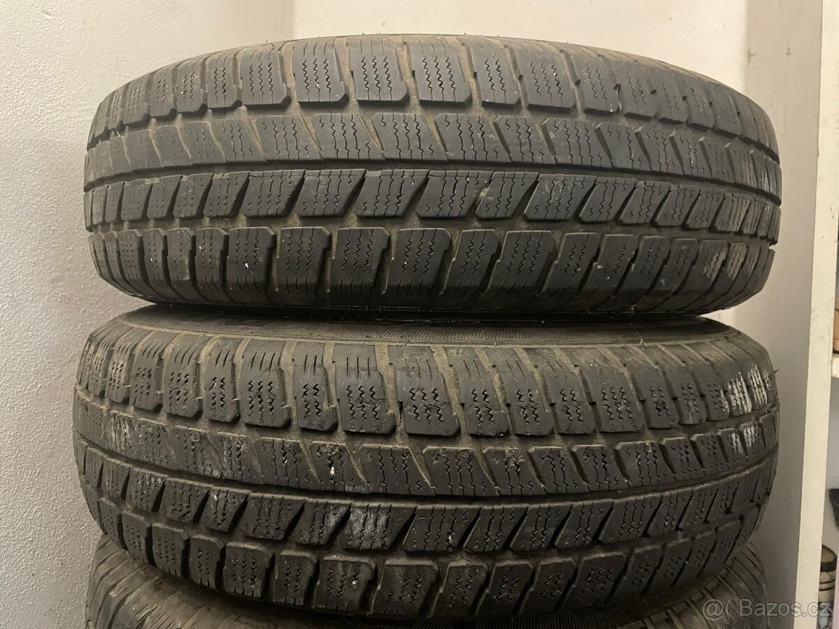 Fiat Panda. Sada zimnich kol.