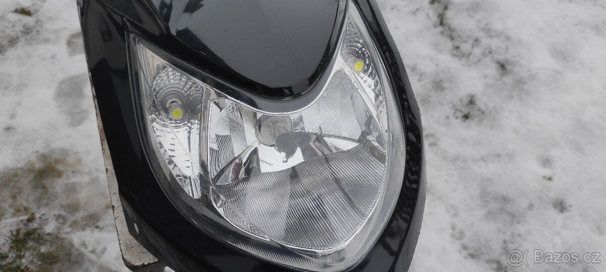 Access Tomahawk,přední světlo + plast