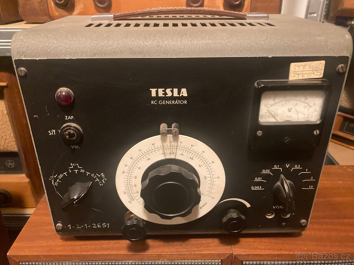 Generátor Tesla BM 218A