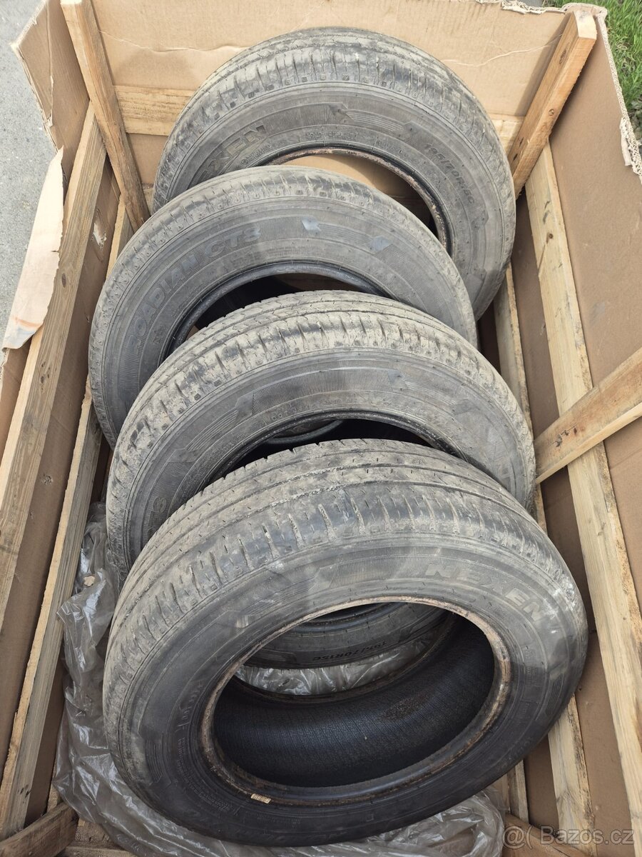 Nexen Roadian CT8 195/70 R15 C 104/102 T Letní