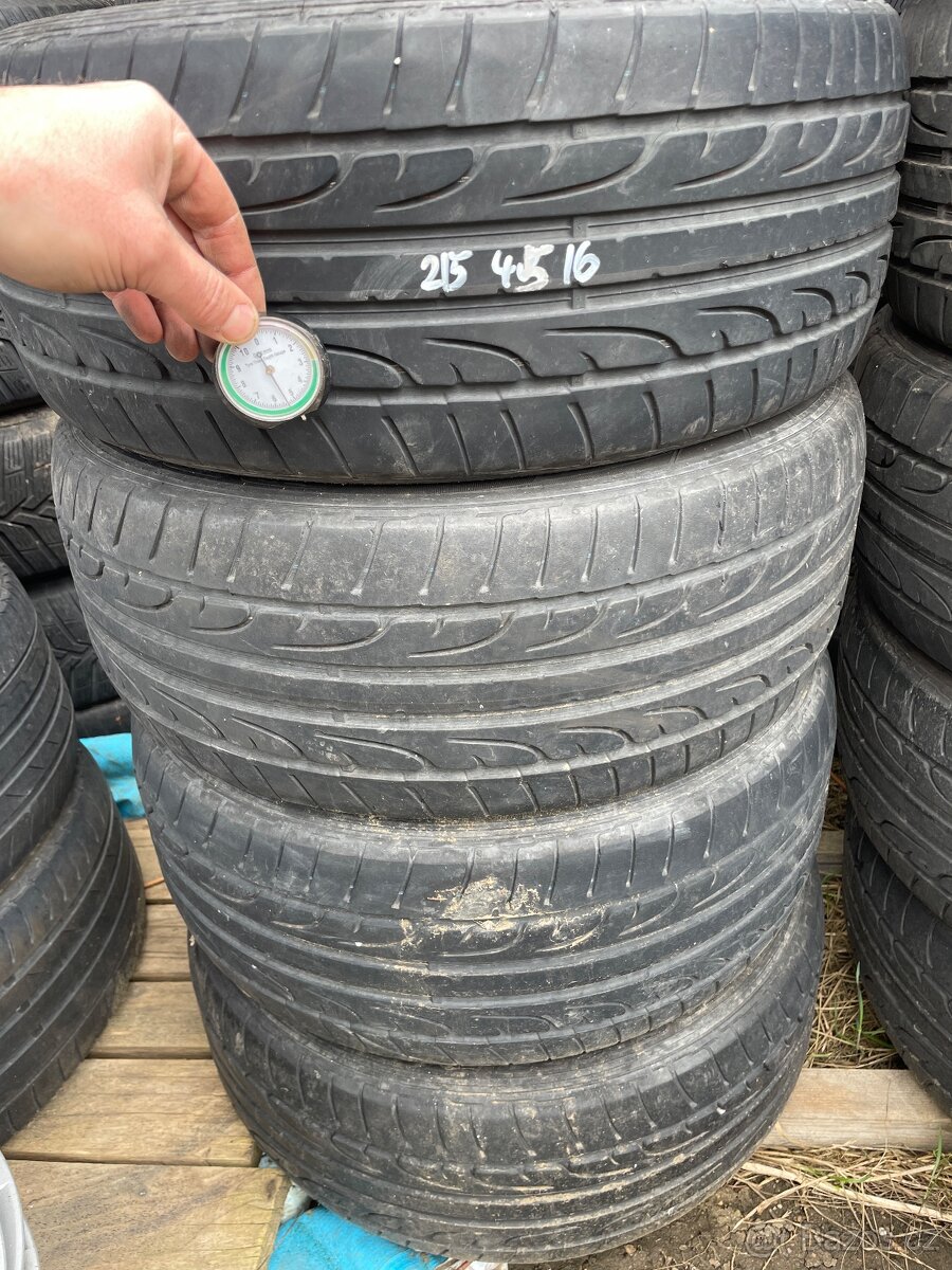 215 45 16 dunlop 5mm