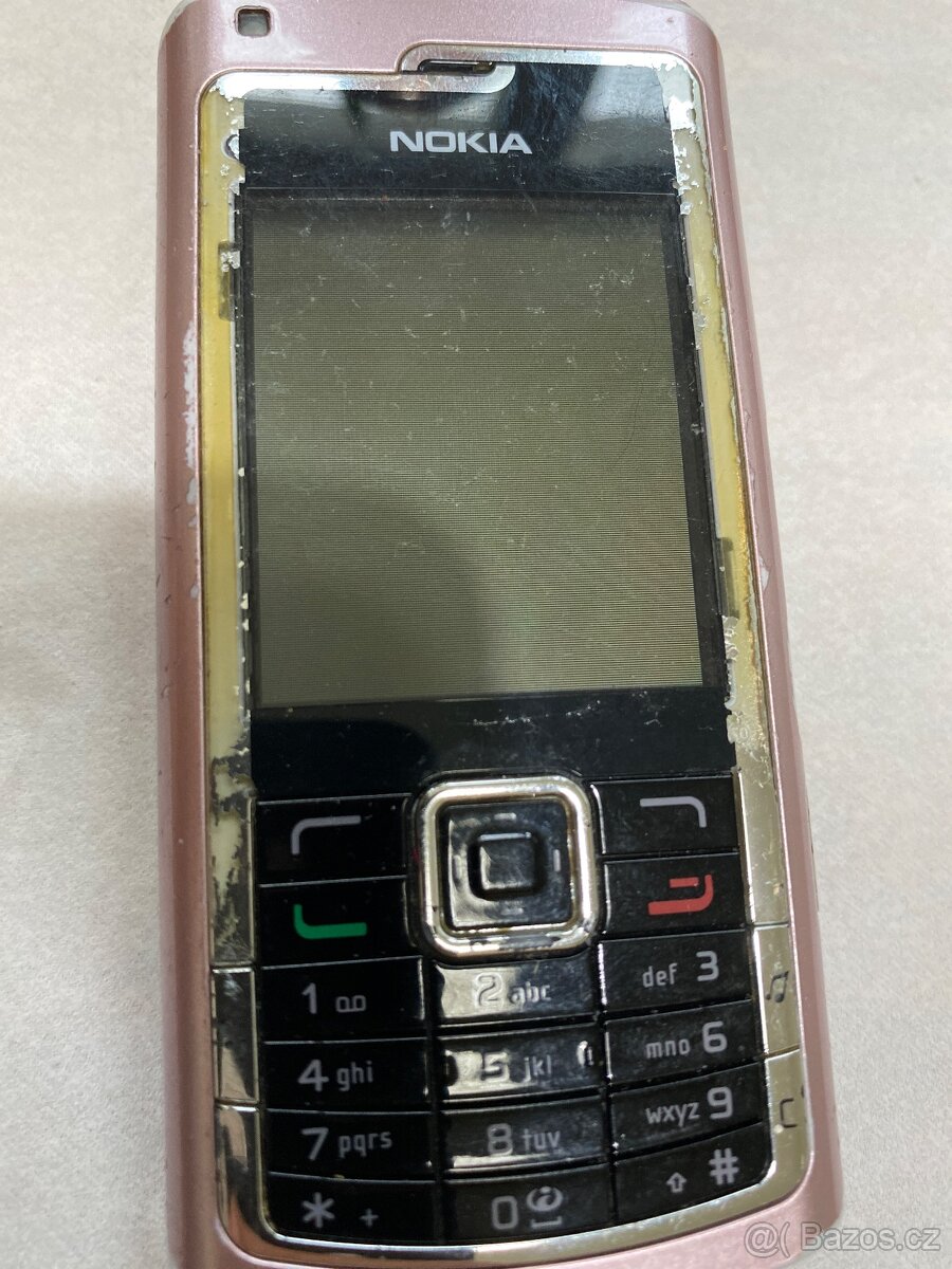 Prodám Nokia n72 funkční  původní paměťová karta
