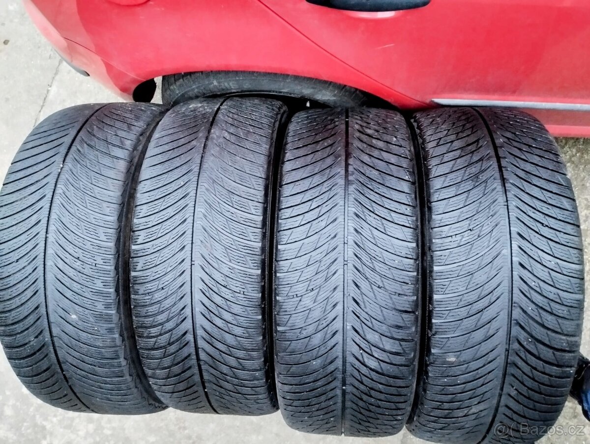 Michelin Pilot Alpin 5 SUV 255/45 R20