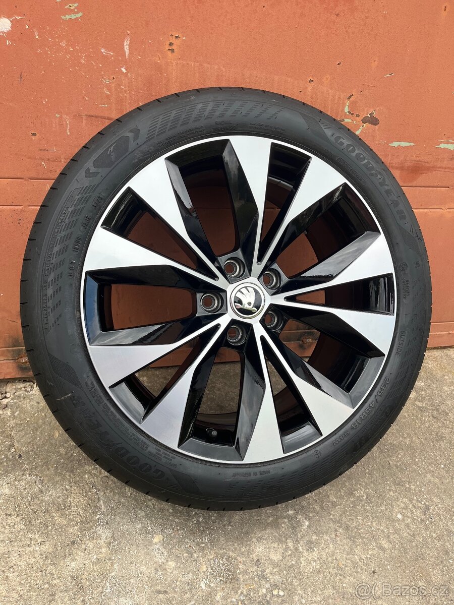 Superb R18 Nová letní sada Cassiopeia