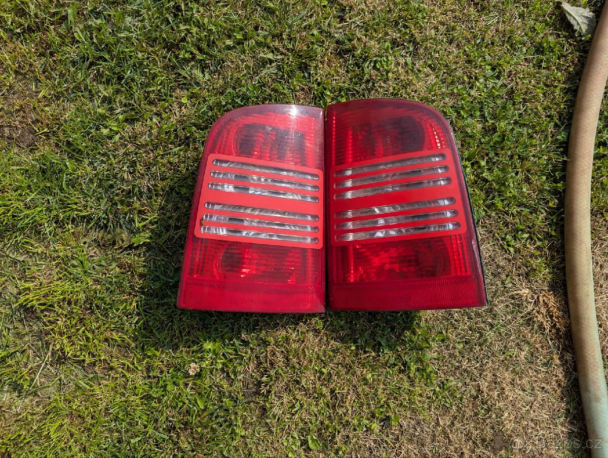 Lampy zadní ŠKODA OCTAVIA I COMBI