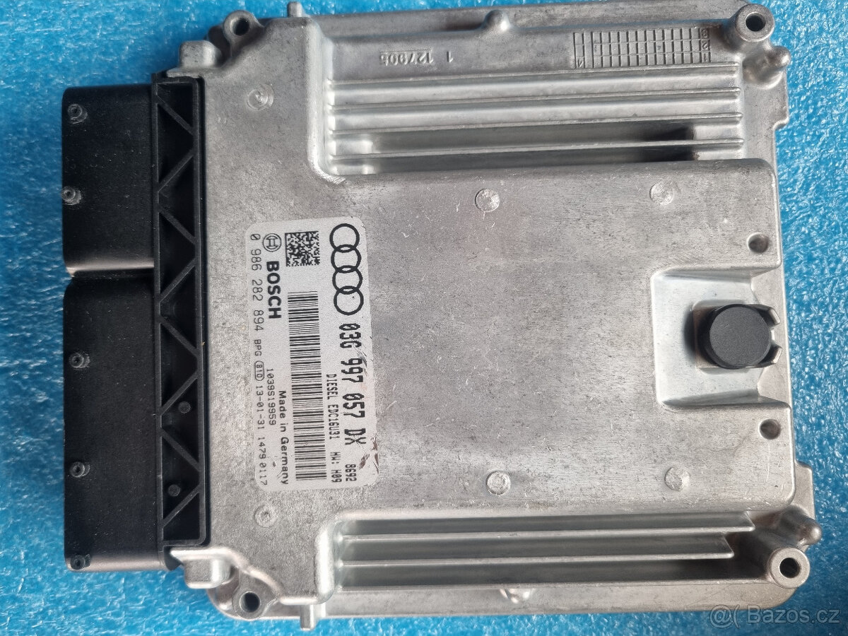 Prodám ŘÍDICÍ JEDNOTKU  03G 997 057DX  0 986 282 894