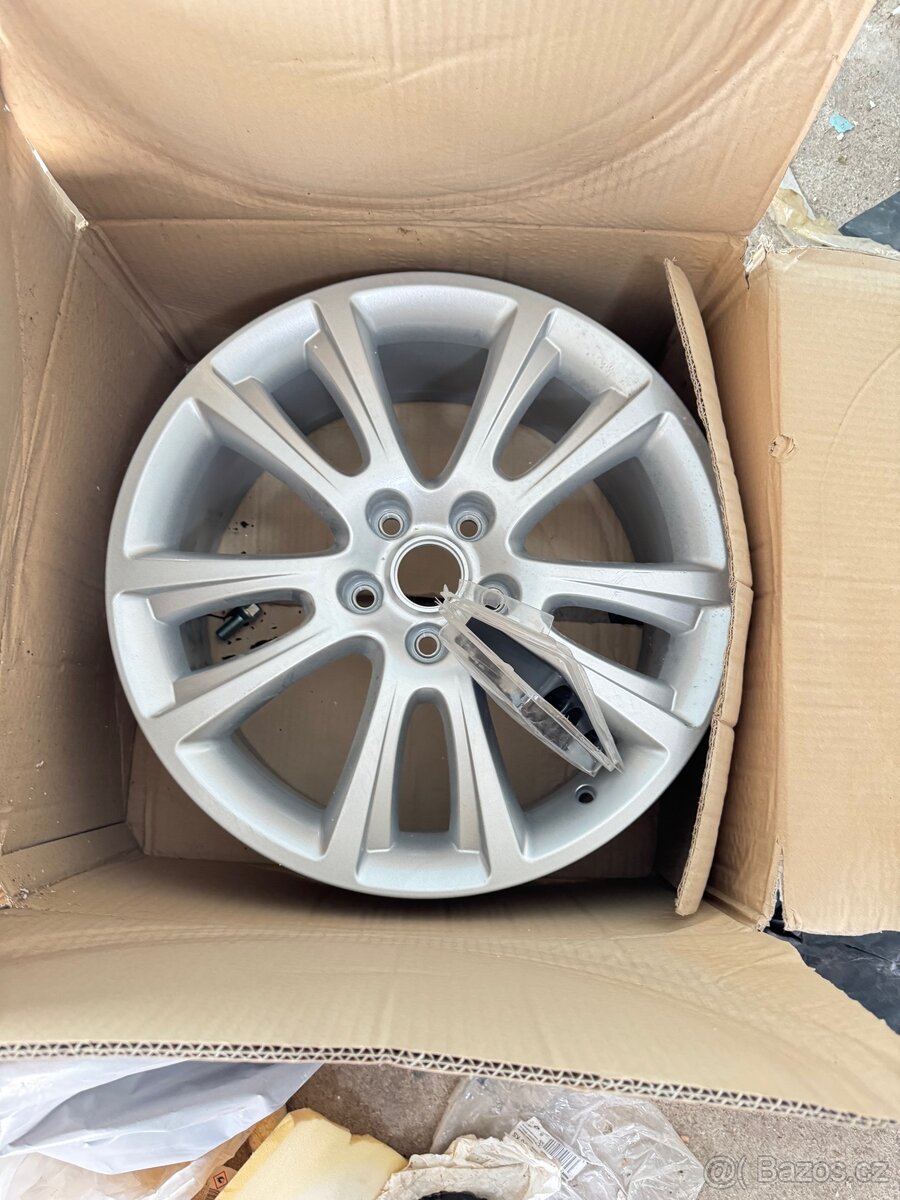 Original alu disk na octavii rs 2 generace