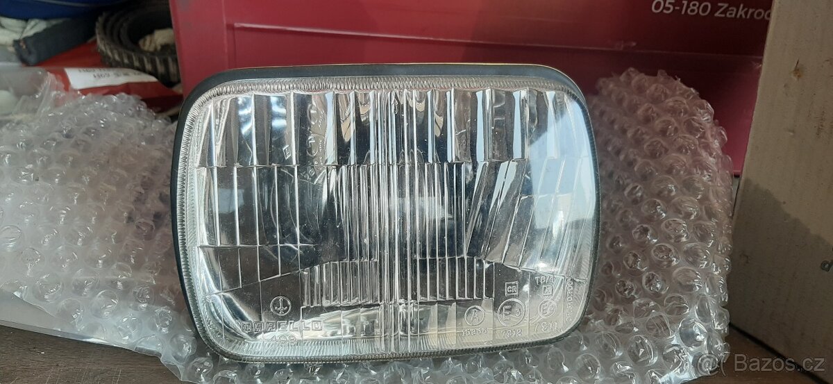 Fiat 127 nove original predni svetlo