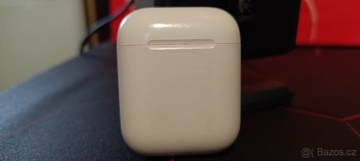 ORIGINÁLNÍ BOX / POUZDRO APPLE AIRPODS 2 GEN A1602