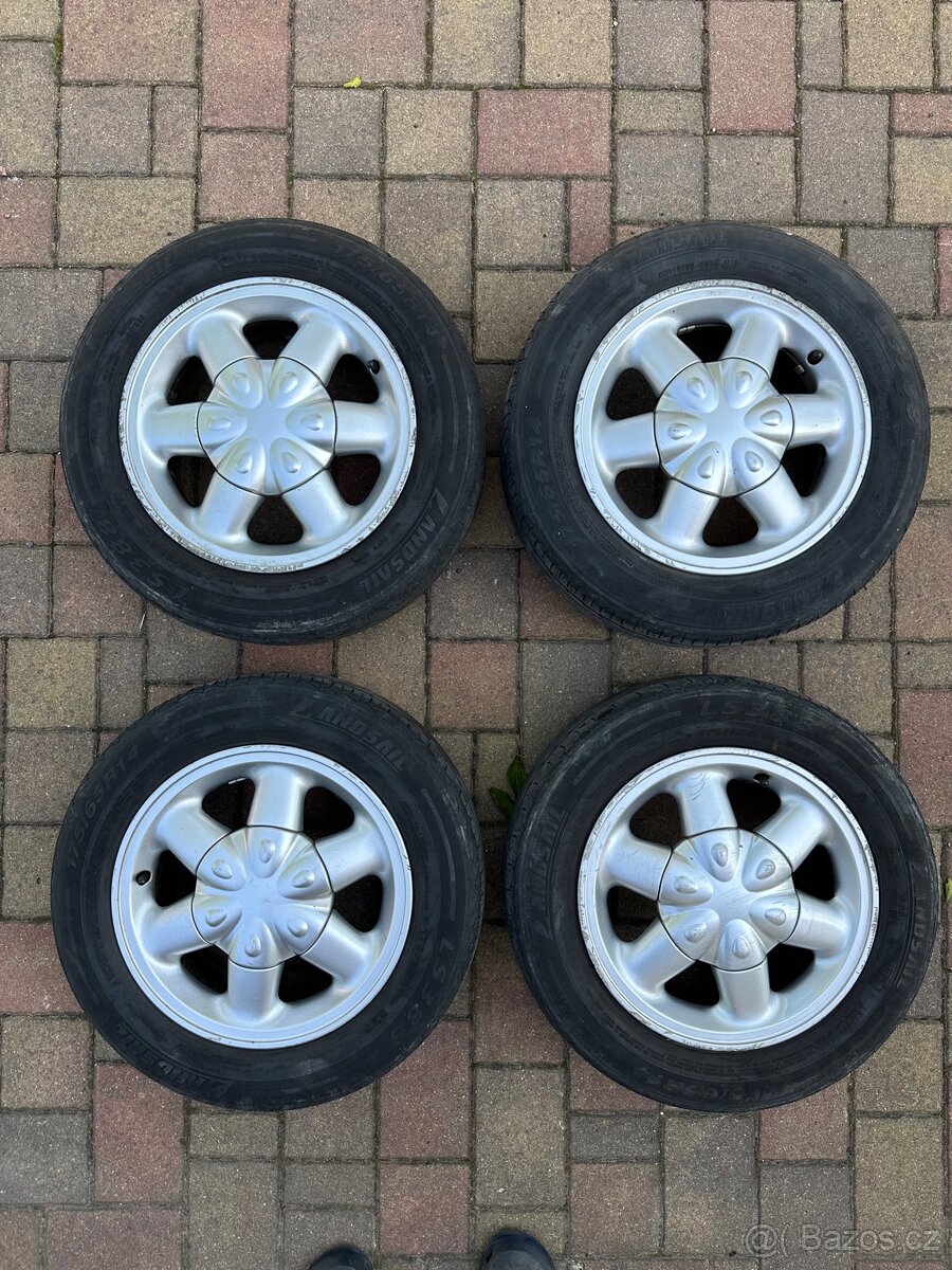ALU sada letních pneu Renault Clio II