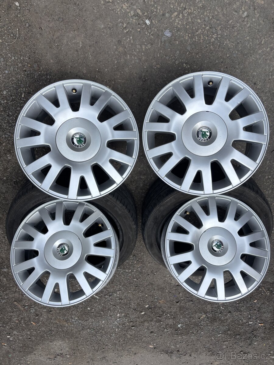 5x100 R16 orig. Škoda