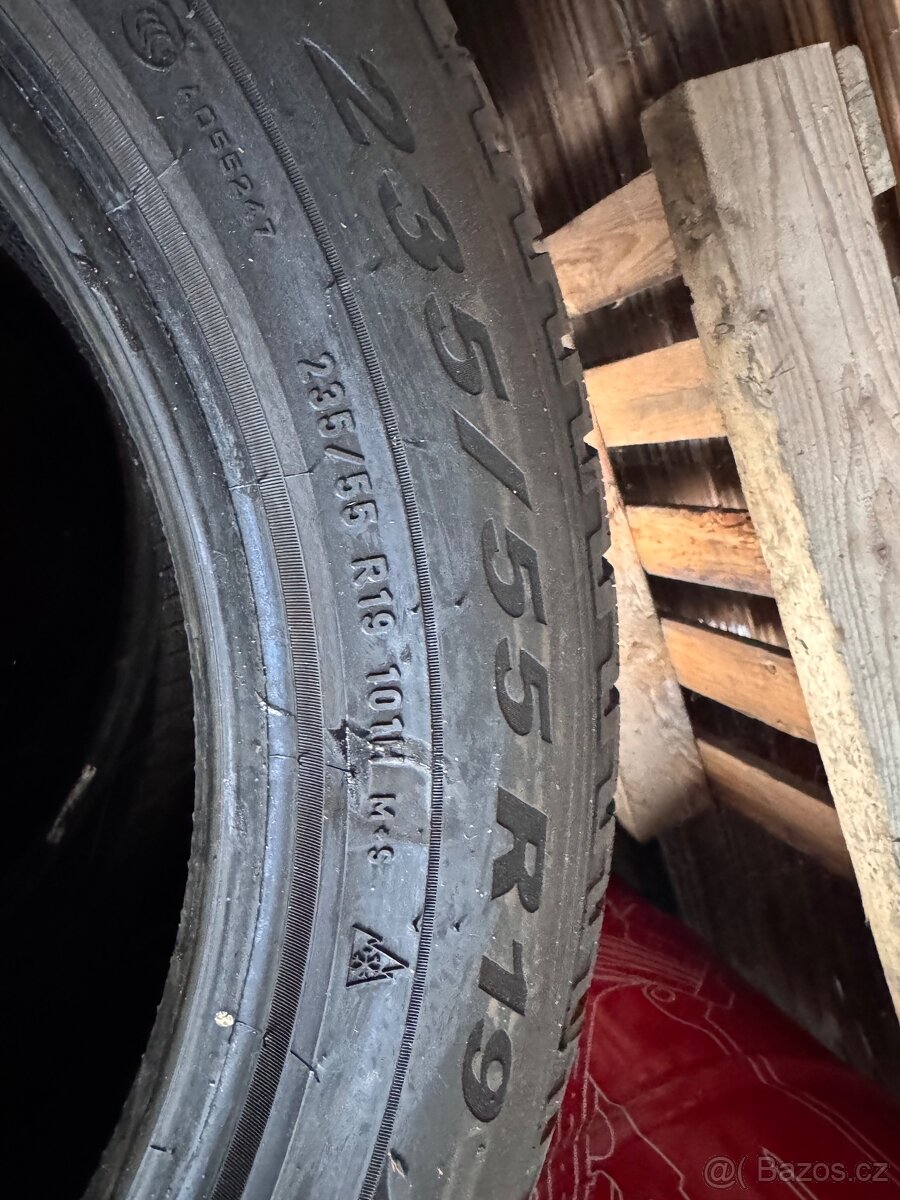 Zimní pneu 235/55r19 Pirelli Scorpion