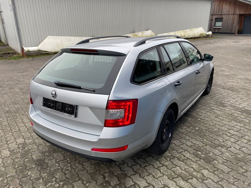 PRONÁJEM BOLT UBER TAXI AUTOPUJČOVNA