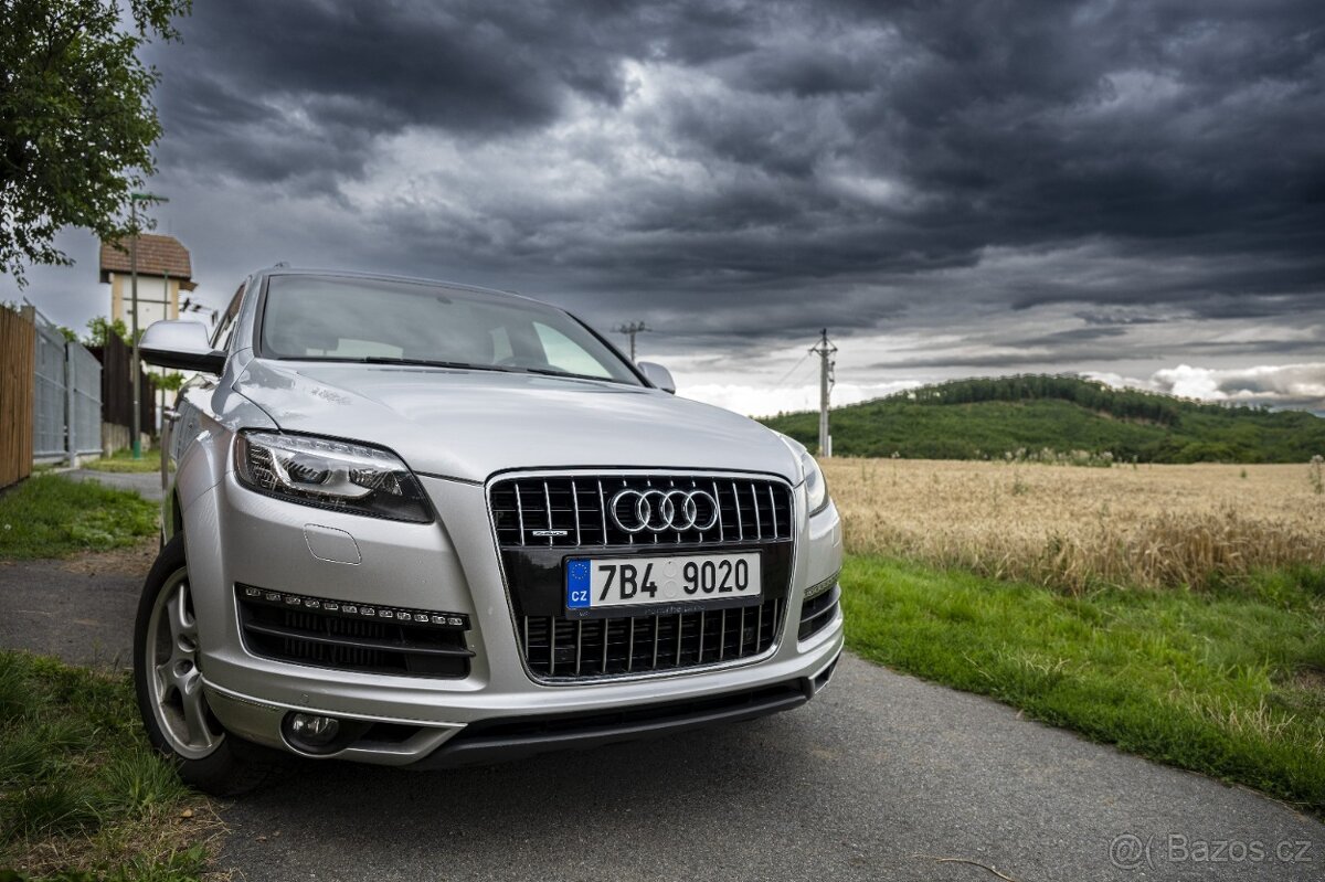 Audi Q7 3 tdi S line.