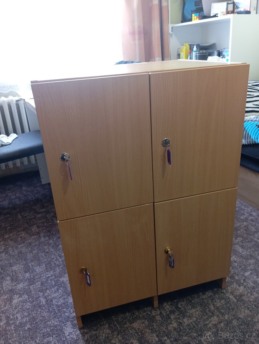 Komoda s boxy