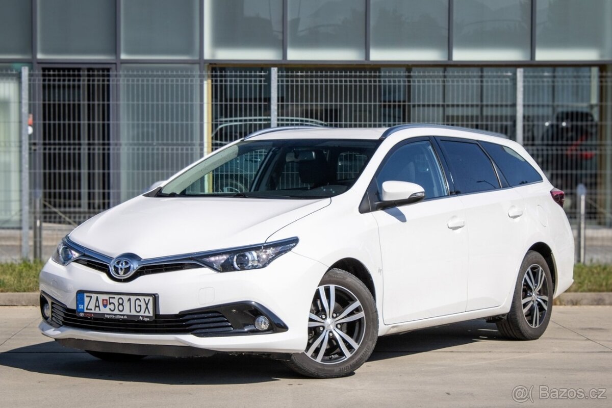Toyota Auris Touring Sports