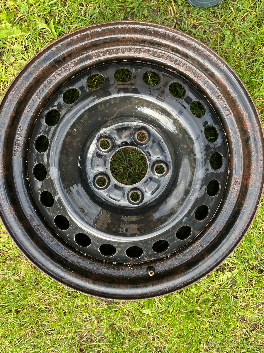 Alu kola+plecháče  Hyundai ix35