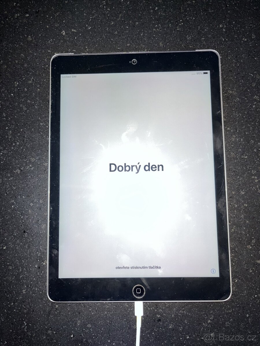 Ipad Air wifi cell 64Gb Space Gray top stav