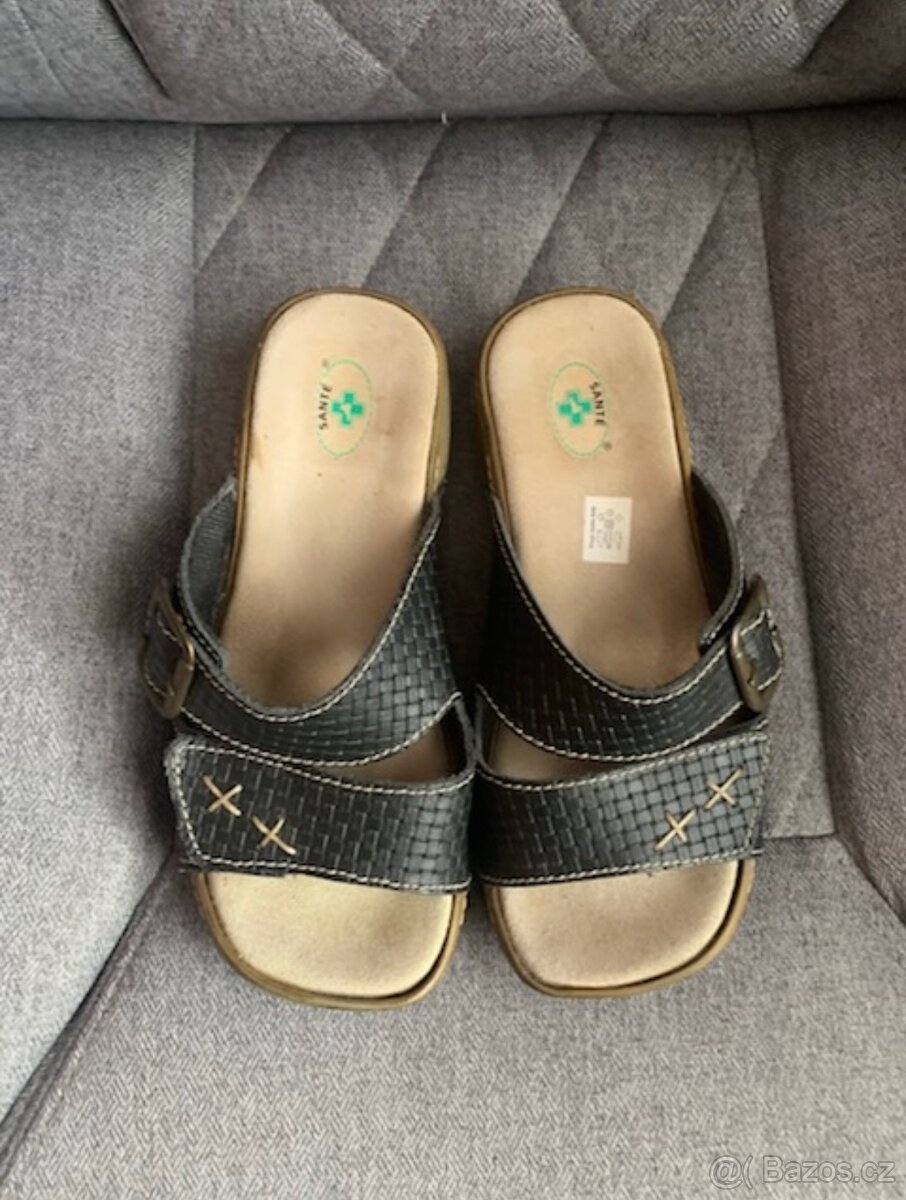 ZDRAVOTNÍ PANTOFLE SANTÉ, vel.39